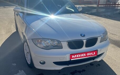 BMW 1 серия, 2009 год, 590 000 рублей, 5 фотография