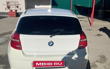 BMW 1 серия, 2009 год, 590 000 рублей, 2 фотография