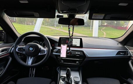 BMW 5 серия, 2017 год, 3 550 000 рублей, 14 фотография