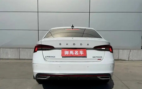 Skoda Octavia IV, 2022 год, 1 800 000 рублей, 5 фотография