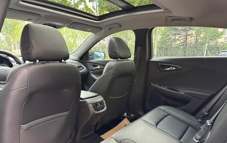 Chevrolet Malibu IX, 2022 год, 2 100 000 рублей, 13 фотография