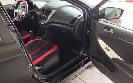 Hyundai Solaris II рестайлинг, 2014 год, 720 000 рублей, 8 фотография