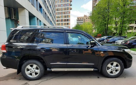 Toyota Land Cruiser 200, 2011 год, 2 900 000 рублей, 7 фотография