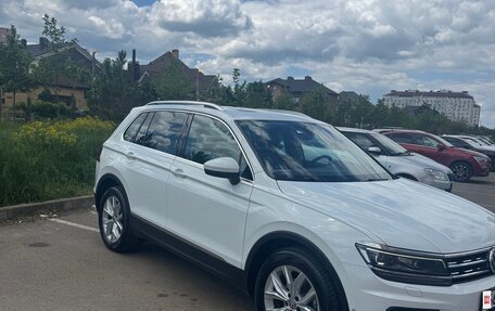 Volkswagen Tiguan II, 2019 год, 2 800 000 рублей, 2 фотография