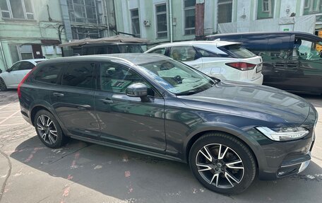 Volvo V90 Cross Country I рестайлинг, 2019 год, 2 850 000 рублей, 7 фотография
