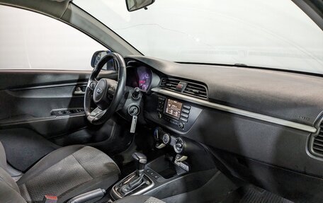 KIA Rio IV, 2019 год, 890 000 рублей, 16 фотография