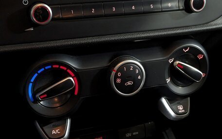 KIA Rio IV, 2021 год, 1 195 000 рублей, 18 фотография