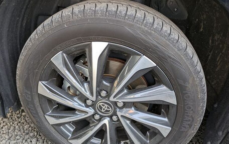 Toyota Voxy, 2022 год, 2 550 000 рублей, 14 фотография