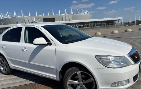 Skoda Octavia, 2011 год, 800 000 рублей, 2 фотография