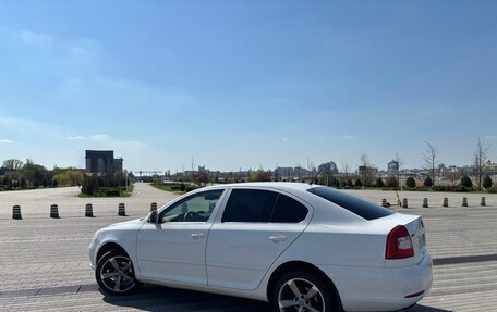 Skoda Octavia, 2011 год, 800 000 рублей, 4 фотография