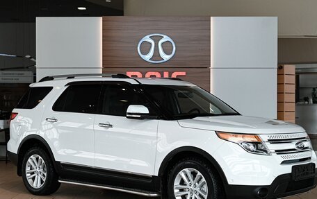 Ford Explorer VI, 2013 год, 1 595 000 рублей, 3 фотография