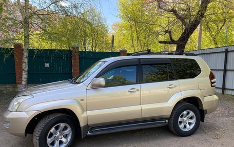 Toyota Land Cruiser Prado 120 рестайлинг, 2006 год, 1 900 000 рублей, 5 фотография