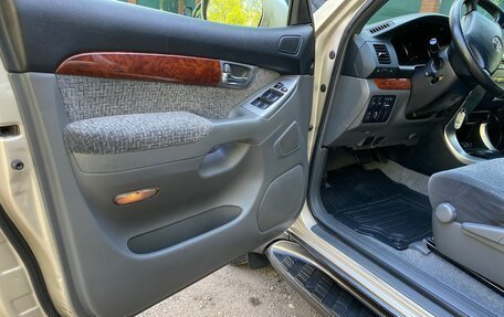 Toyota Land Cruiser Prado 120 рестайлинг, 2006 год, 1 900 000 рублей, 15 фотография
