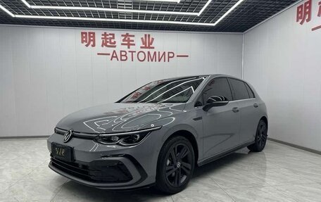 Volkswagen Golf VIII, 2021 год, 1 780 000 рублей, 1 фотография