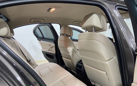 BMW 5 серия, 2011 год, 2 280 000 рублей, 17 фотография