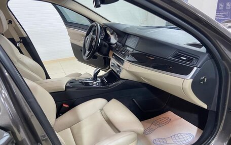 BMW 5 серия, 2011 год, 2 280 000 рублей, 15 фотография