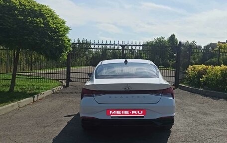 Hyundai Elantra, 2021 год, 1 900 000 рублей, 5 фотография