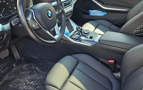 BMW 3 серия, 2021 год, 3 630 000 рублей, 9 фотография