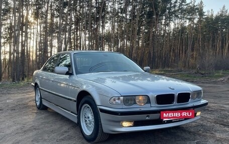 BMW 7 серия, 2000 год, 750 000 рублей, 11 фотография