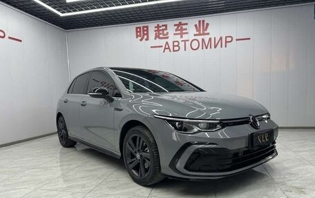 Volkswagen Golf VIII, 2021 год, 1 780 000 рублей, 3 фотография