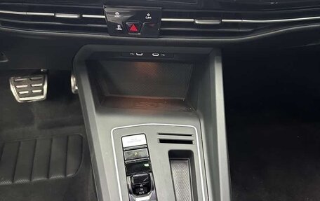 Volkswagen Golf VIII, 2021 год, 1 780 000 рублей, 12 фотография