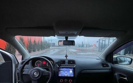 Volkswagen Polo VI (EU Market), 2011 год, 440 000 рублей, 3 фотография