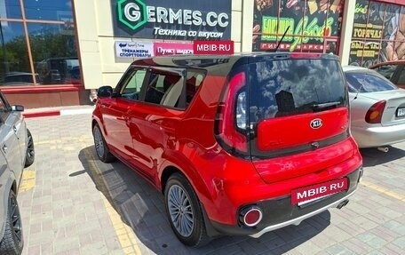 KIA Soul II рестайлинг, 2016 год, 1 899 990 рублей, 2 фотография