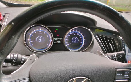 Hyundai Sonata VI, 2011 год, 1 160 000 рублей, 6 фотография