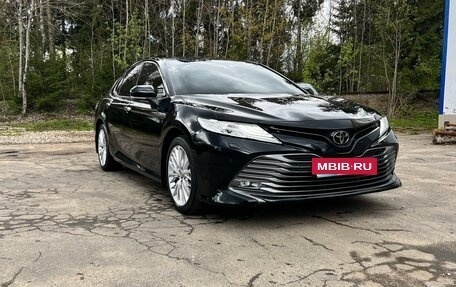Toyota Camry, 2020 год, 3 650 000 рублей, 3 фотография