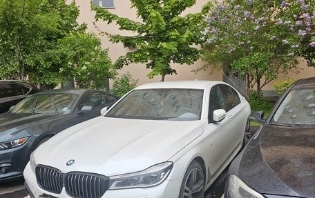 BMW 7 серия, 2018 год, 4 200 000 рублей, 3 фотография