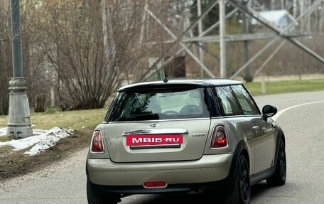 MINI Hatch, 2010 год, 850 000 рублей, 3 фотография