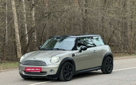 MINI Hatch, 2010 год, 850 000 рублей, 4 фотография