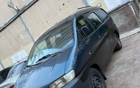 Hyundai H200 I, 1999 год, 400 000 рублей, 3 фотография