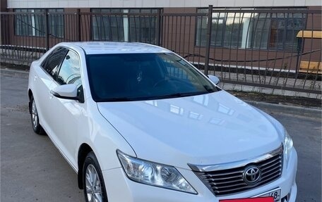 Toyota Camry, 2013 год, 1 750 000 рублей, 2 фотография