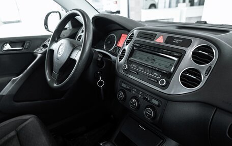 Volkswagen Tiguan I, 2009 год, 965 000 рублей, 9 фотография