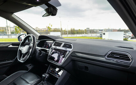 Volkswagen Tiguan II, 2018 год, 2 699 898 рублей, 13 фотография