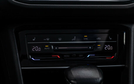 Volkswagen Tiguan II, 2018 год, 2 699 898 рублей, 25 фотография