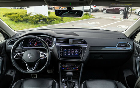 Volkswagen Tiguan II, 2018 год, 2 699 898 рублей, 22 фотография