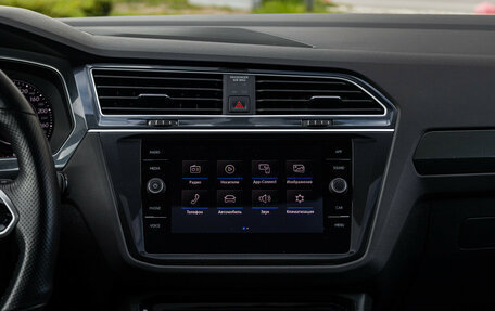 Volkswagen Tiguan II, 2018 год, 2 699 898 рублей, 23 фотография