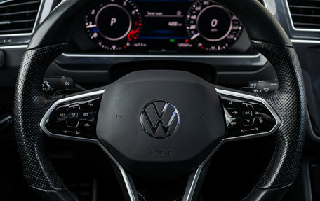 Volkswagen Tiguan II, 2018 год, 2 699 898 рублей, 20 фотография