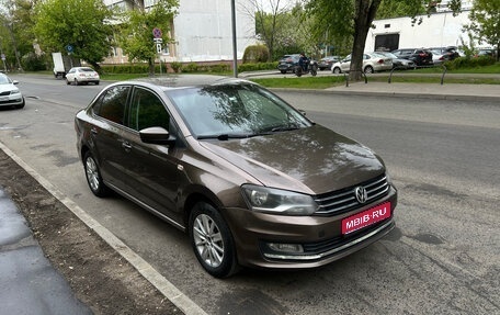 Volkswagen Polo VI (EU Market), 2015 год, 900 000 рублей, 1 фотография