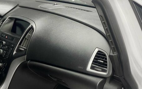 Opel Astra J, 2013 год, 890 000 рублей, 15 фотография