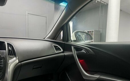 Opel Astra J, 2013 год, 890 000 рублей, 22 фотография