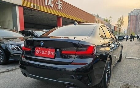 BMW 3 серия, 2021 год, 3 300 000 рублей, 4 фотография
