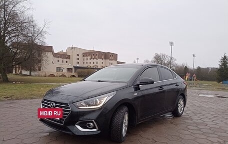 Hyundai Solaris II рестайлинг, 2017 год, 1 430 000 рублей, 5 фотография