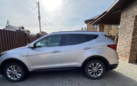 Hyundai Santa Fe III рестайлинг, 2017 год, 2 450 000 рублей, 4 фотография