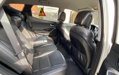 Hyundai Santa Fe III рестайлинг, 2017 год, 2 450 000 рублей, 17 фотография
