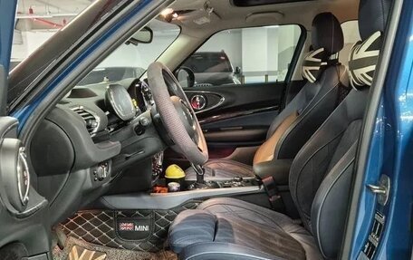 MINI Clubman, 2022 год, 2 980 000 рублей, 8 фотография