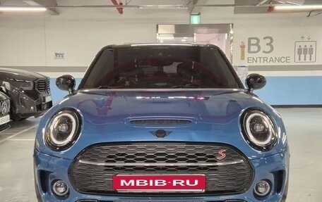 MINI Clubman, 2022 год, 2 980 000 рублей, 5 фотография