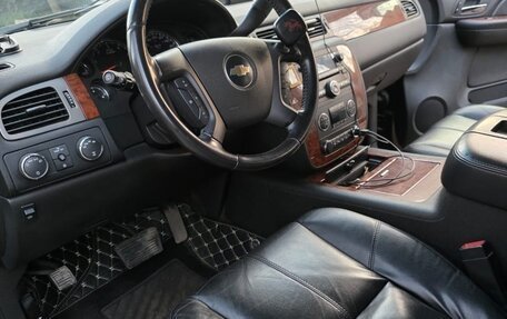 Chevrolet Tahoe III, 2008 год, 1 950 000 рублей, 11 фотография